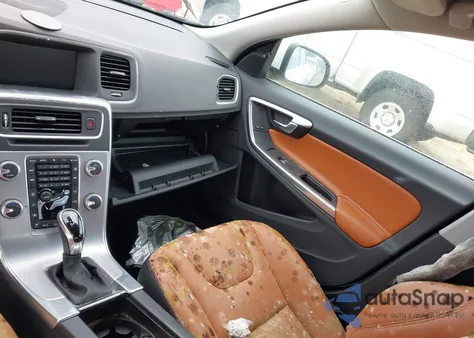 2018 Volvo S60 Inscription T5 from USA, damaged, VIN LYV402HK5JB169518